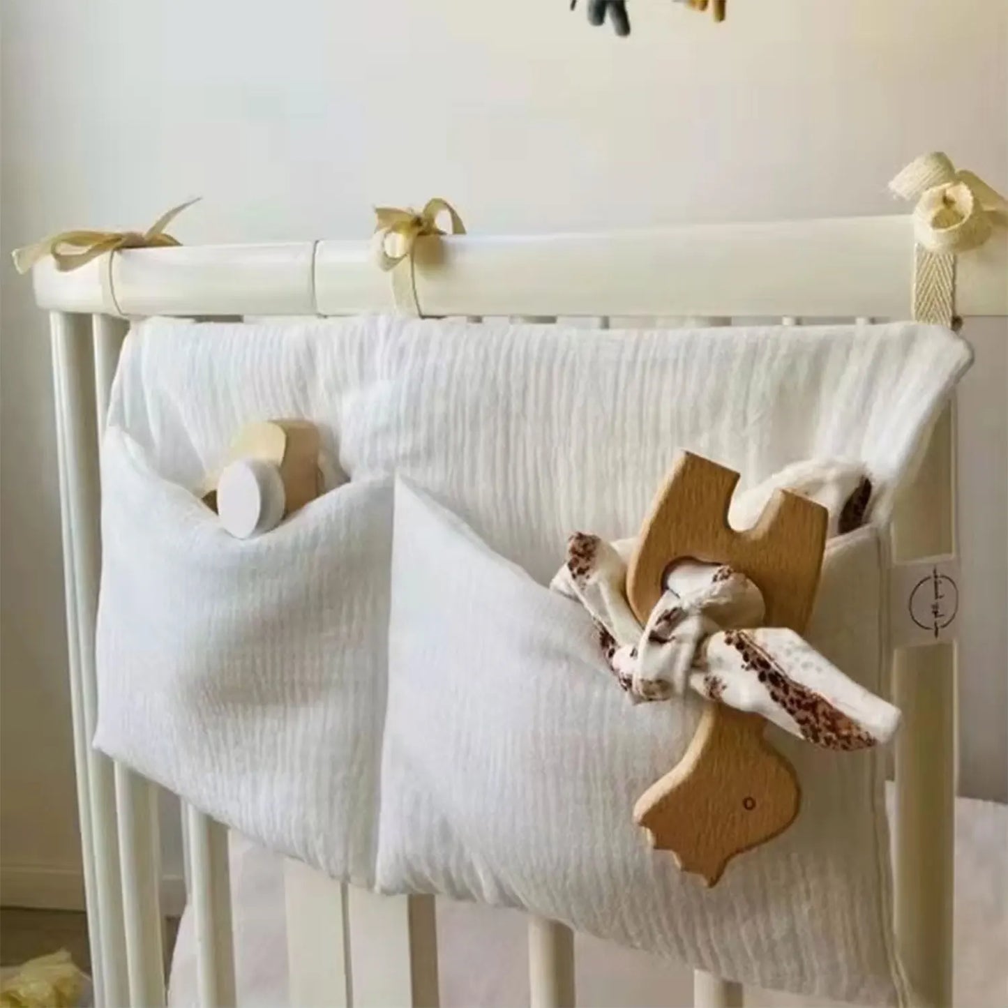 Baby bedside dual-pocket Caddy